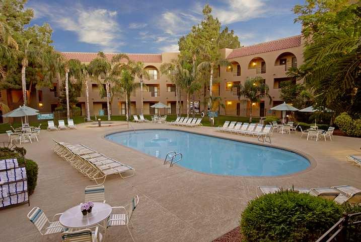 Embassy Suites By Hilton Phoenix Темпе Съоръжения снимка